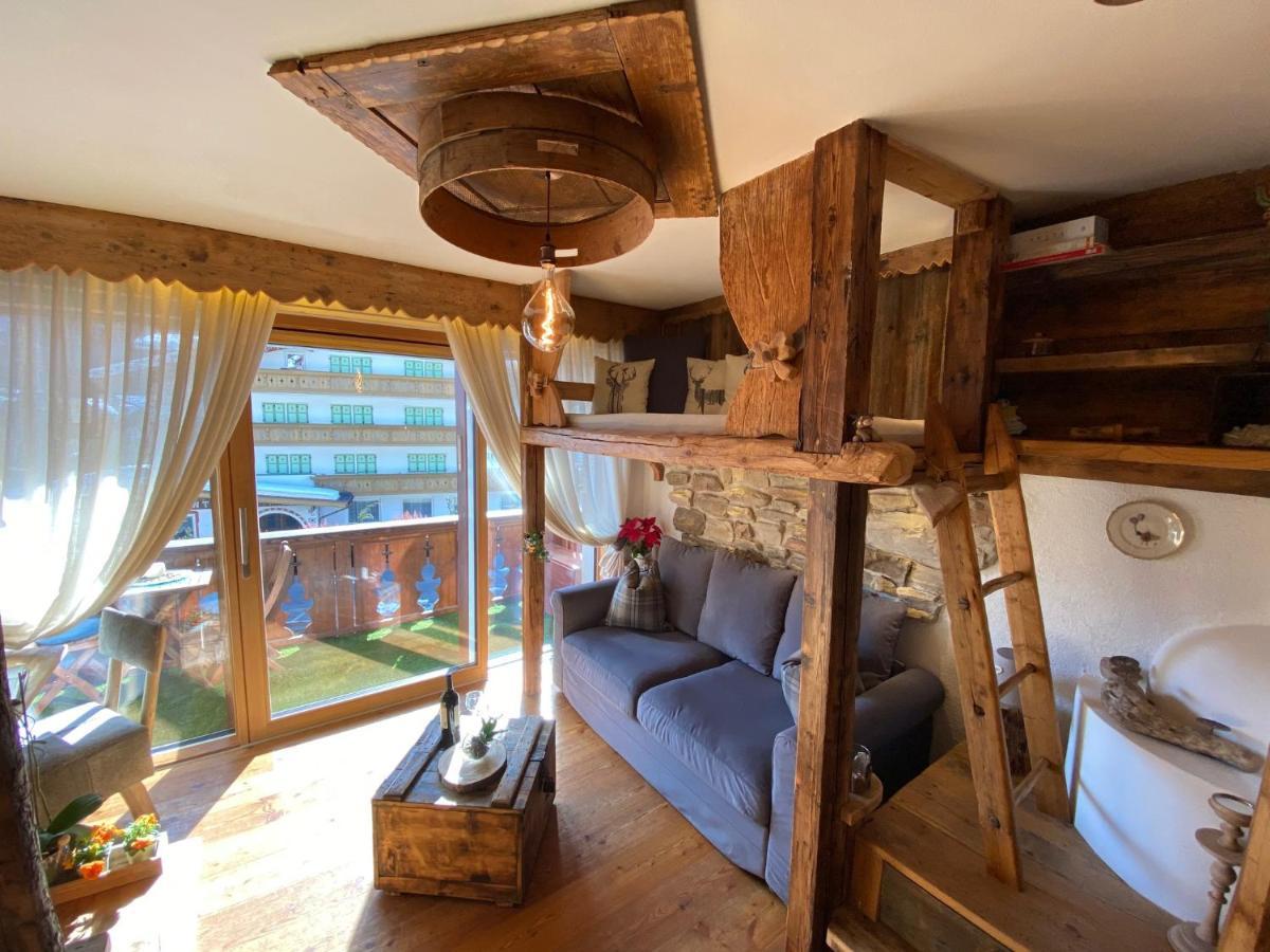Calore Di Una Casa Di Montagna Campitello di Fassa Dış mekan fotoğraf